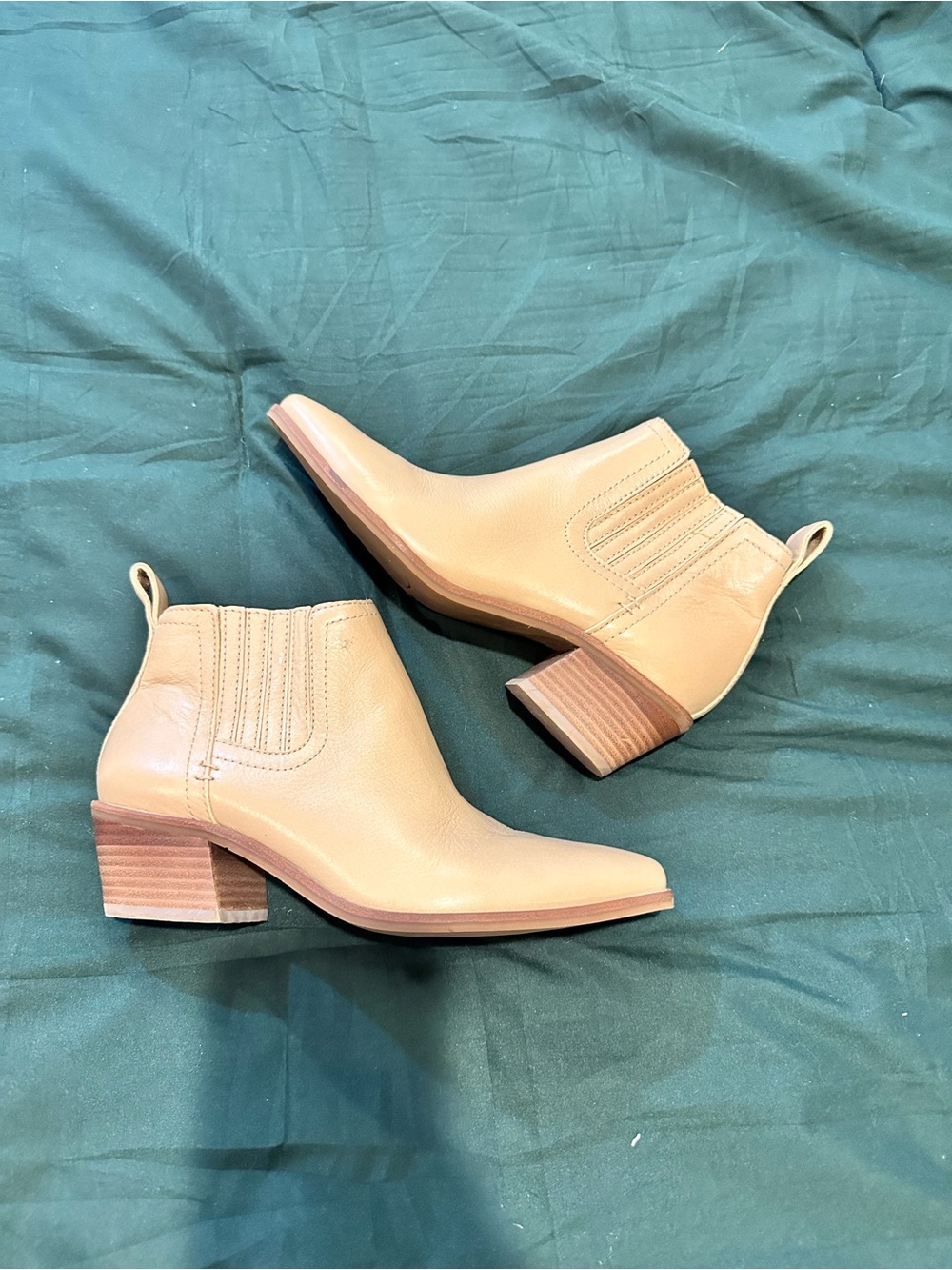 Lucky Brand Tan Leather Ankle Booties with Stacked Heel